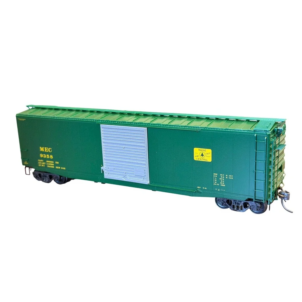 HO‎ Scale Kadee 6106 MEC Maine Central Pine Tree Route 50' PS-1 Boxcar #9358